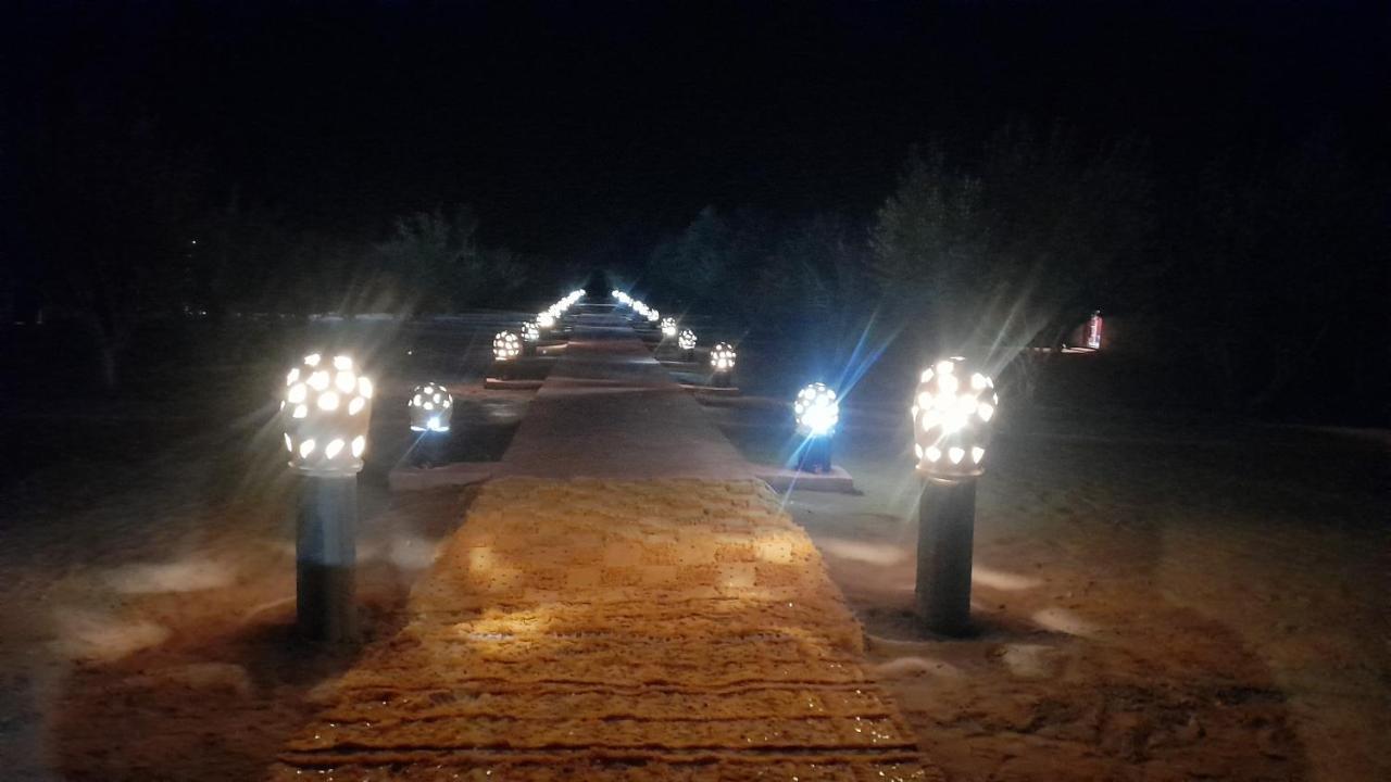 Luxury Trek Desert Camp Merzouga Dış mekan fotoğraf